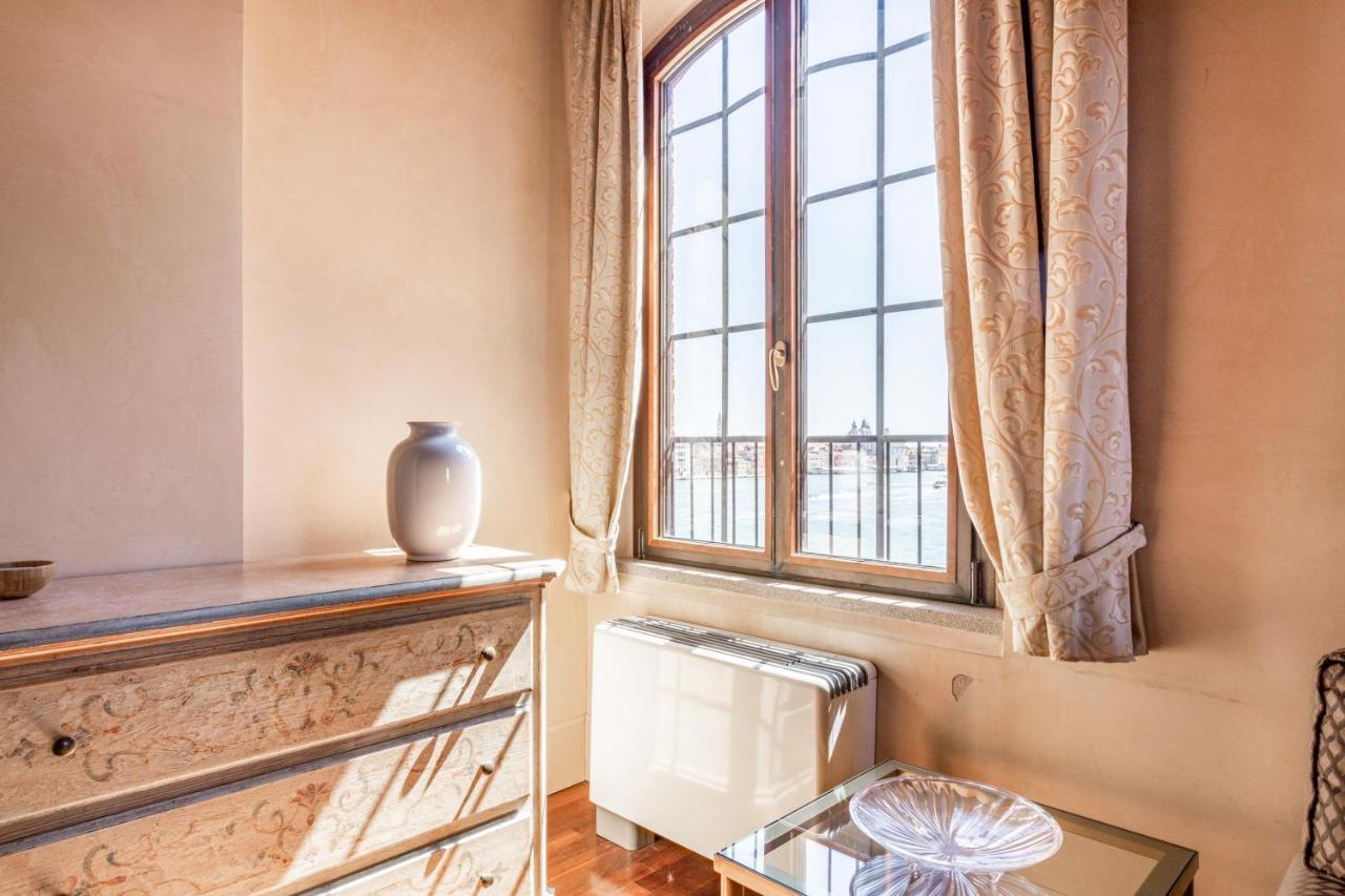 Molino Stucky Residence Suites II Venecia Exterior foto
